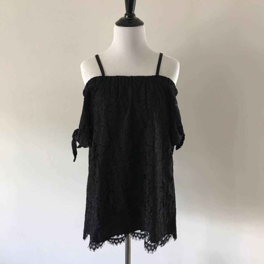 Miss Chievous Black Lace Off-the-Shoulder Top - Medium - Picture 3 of 6